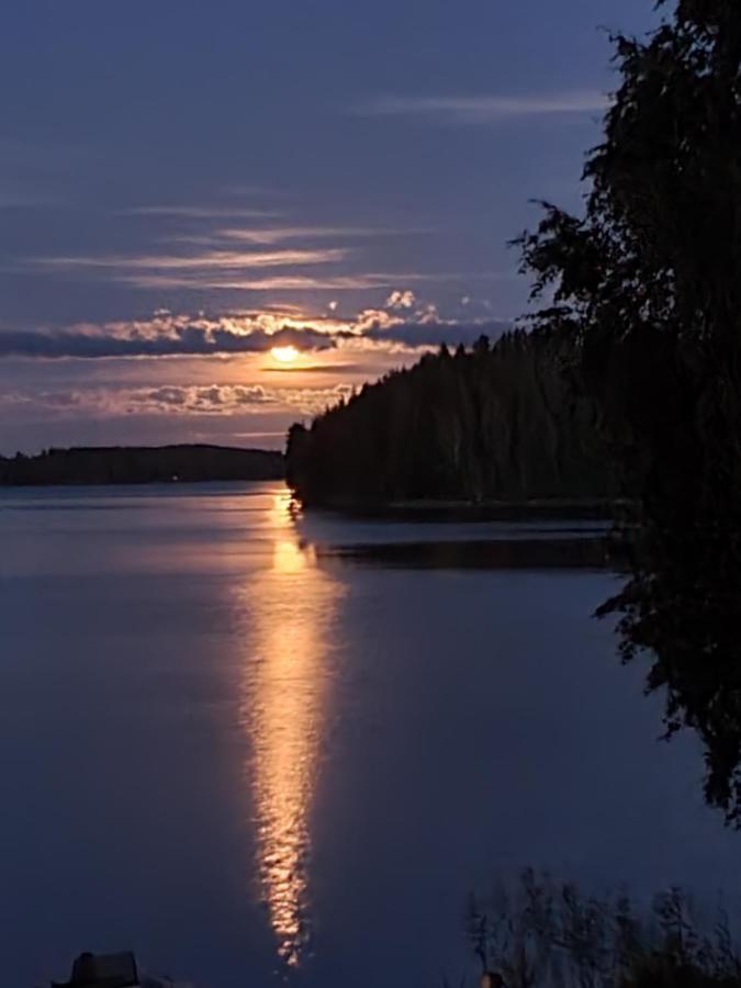 Stunning Log Cabin 45M2 On The Shore Of Kallavesi. Kuopio Esterno foto