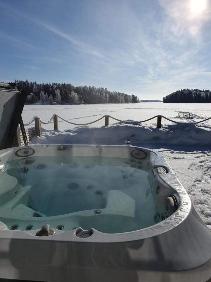 Stunning Log Cabin 45M2 On The Shore Of Kallavesi. Kuopio Esterno foto