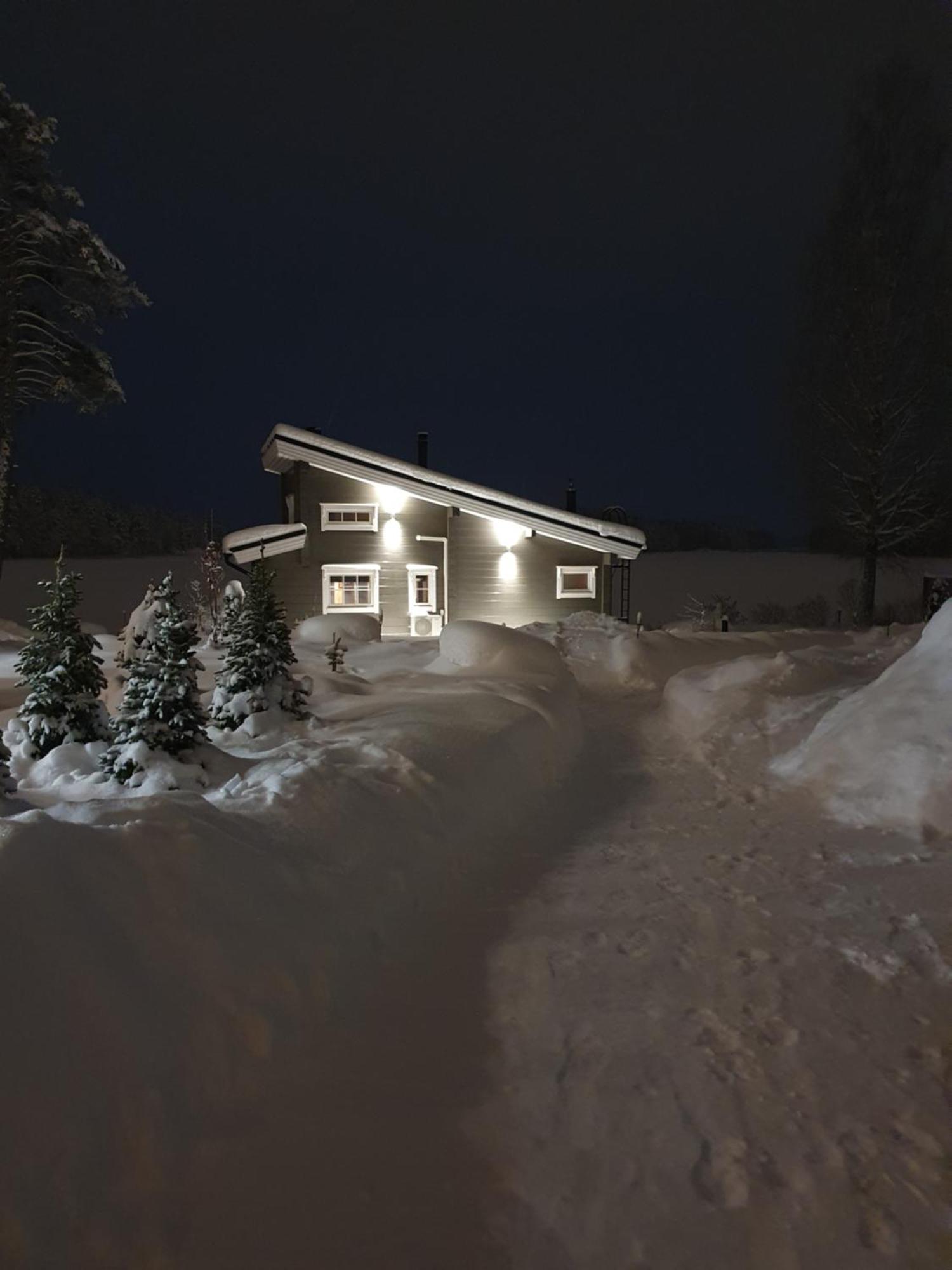 Stunning Log Cabin 45M2 On The Shore Of Kallavesi. Kuopio Esterno foto